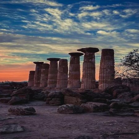 La Nuit Panzió Agrigento Kültér fotó